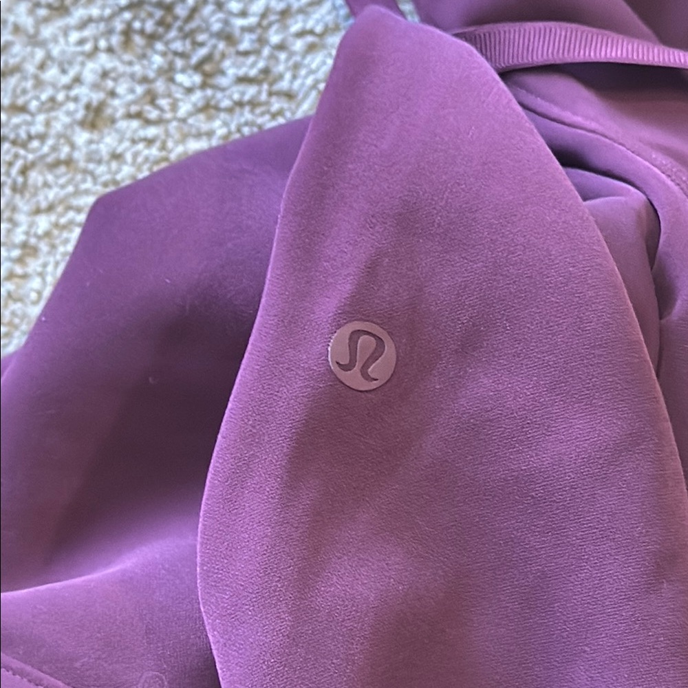 Lululemon NWOT SZ4  Jogger Pants - Picture 6 of 7
